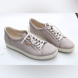 Ecco Sofft sneakers